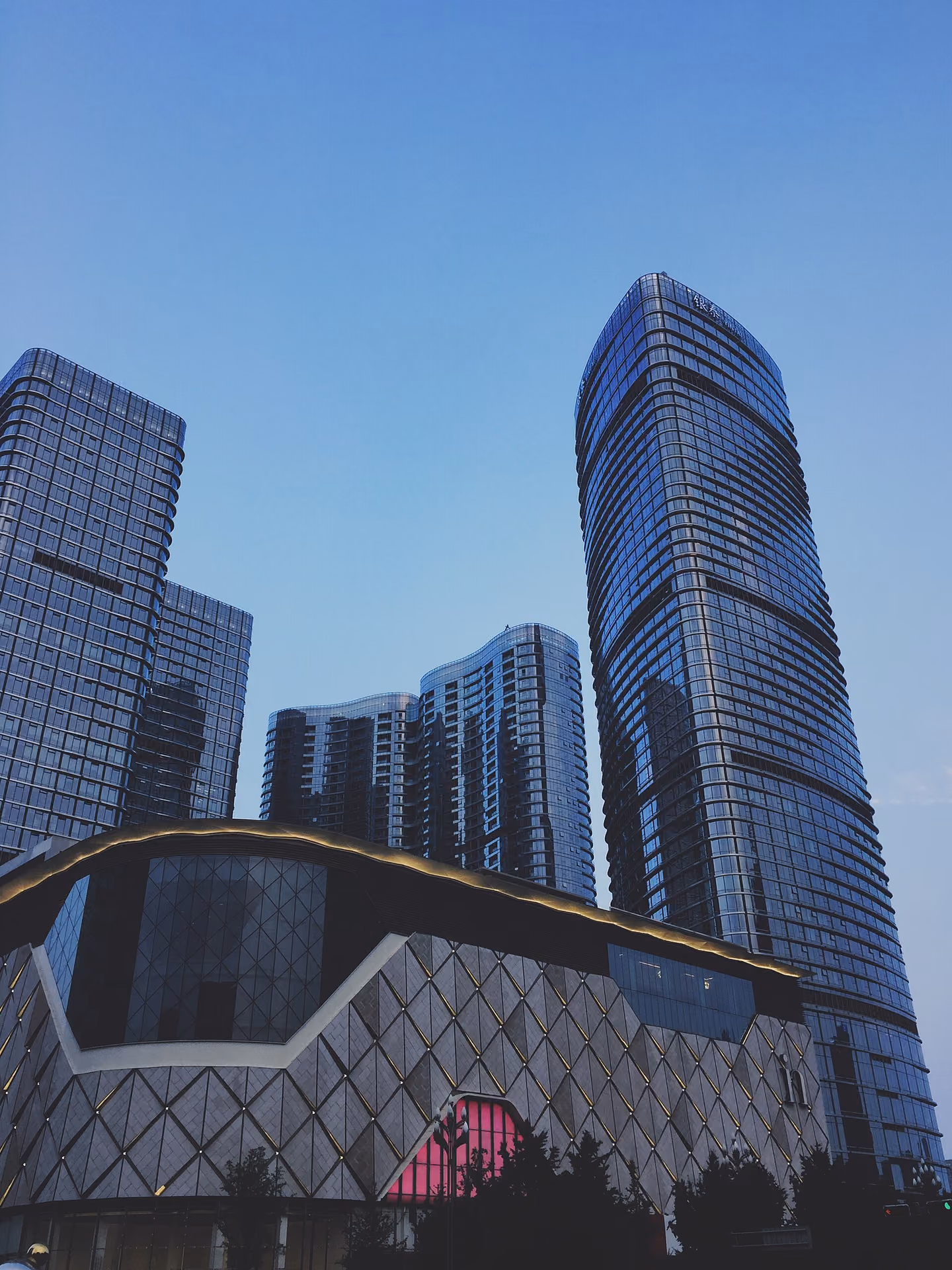 Waldorf Astoria Chengdu hotel tower