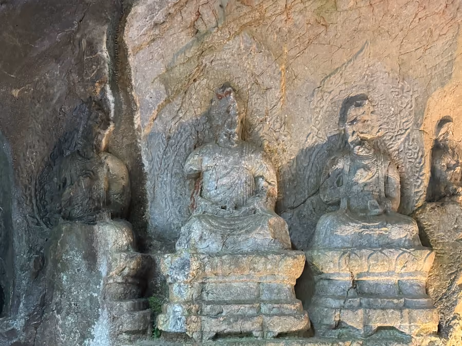 Lingyin Temple and Feilai Feng in Hangzhou, China