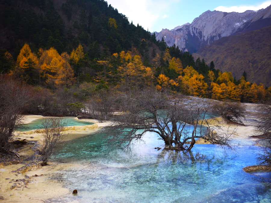 Five Color Pond in Jiuzhaigou, China