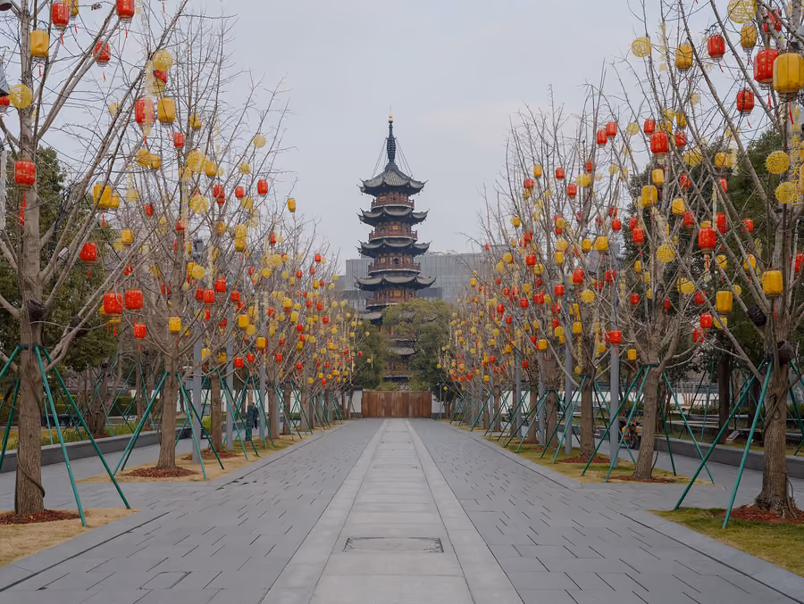 Longhua Temple and Pagoda (龙华寺 / 龙华塔), Shanghai